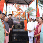 बिरसा मुंडा चौक के रूप में मिलेगी नई पहचान: मुख्यमंत्री साय ने डोंडराही में किया प्रतिमा का अनावरण