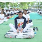 कांकेर में योग का महाकुंभ: हजारों लोगों ने किया सामूहिक योगाभ्यास, मंत्री लखनलाल देवांगन ने दिलाया स्वस्थ जीवन का संकल्प