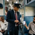 Indian Railway Rules: ट्रेन में मोबाइल पर तेज आवाज में गाना बजाया तो लगेगा जुर्माना, जानें क्या है नियम